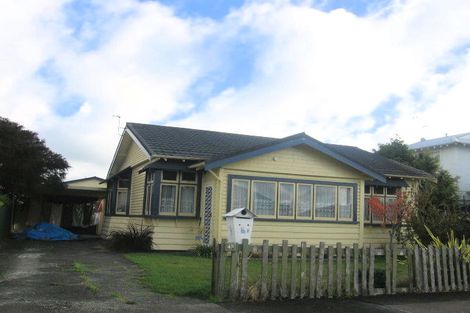 Photo of property in 42 Lyndhurst Street, Takaro, Palmerston North, 4412
