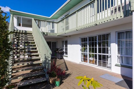 Photo of property in 48 Beach Road, Waikawa, Picton, 7220