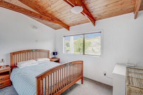 Photo of property in 18a Captain Cook Road, Cooks Beach, Whitianga, 3591