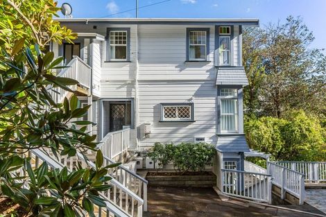 Photo of property in 44 Aurora Terrace, Kelburn, Wellington, 6012