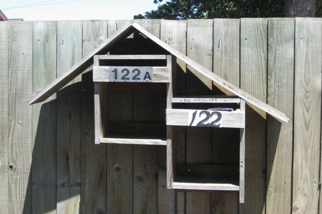 Photo of property in 122 Somerfield Street, Somerfield, Christchurch, 8024