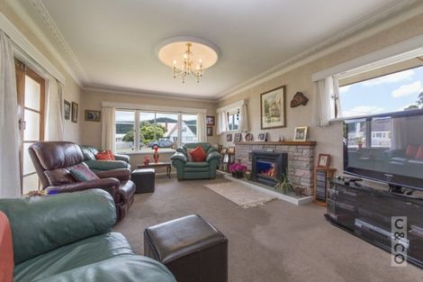 Photo of property in 11 School Road, Riverhead, 0820