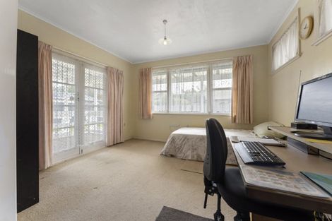 Photo of property in 8 Anglesey Place, Awapuni, Palmerston North, 4412