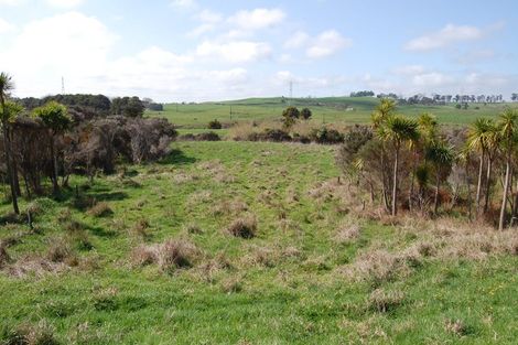 Photo of property in 17 Ranganui Road, Kaiwaka, 0573