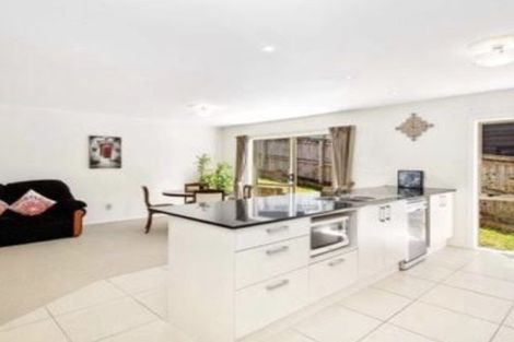 Photo of property in 9 Tararua Close, Aotea, Porirua, 5024