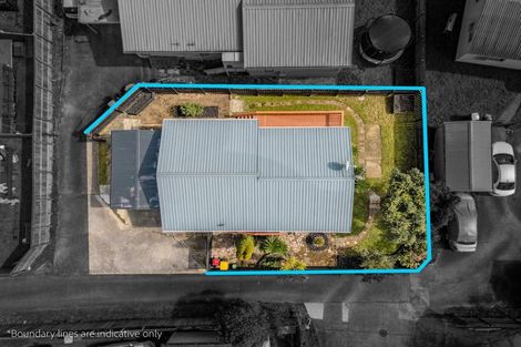 Photo of property in 1/9 Kimdale Place, Totara Heights, Auckland, 2105