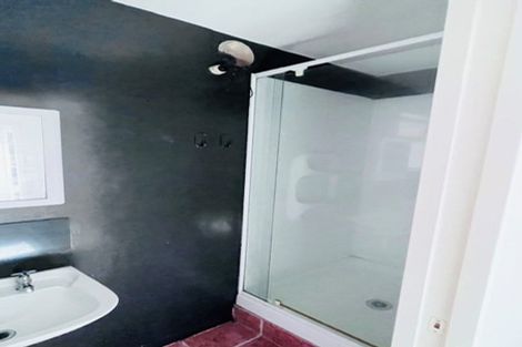 Photo of property in 58 Powrie Street, Glenfield, Auckland, 0629