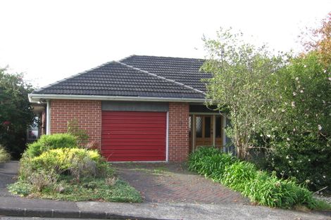 Photo of property in 2/46 Gill Avenue, Te Atatu Peninsula, Auckland, 0610