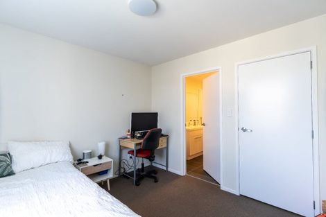 Photo of property in 11 Stitchbird Crescent, Papakura, 2110