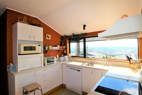 Photo of property in 17a Avon Street, South Hill, Oamaru, 9400