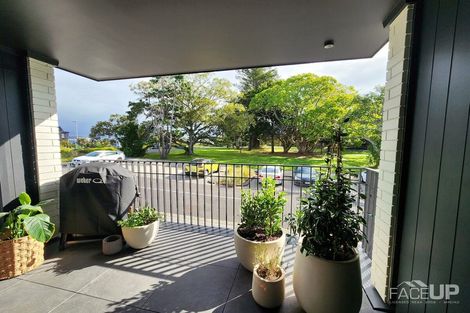 Photo of property in 2/194 Buckley Avenue, Hobsonville, Auckland, 0616