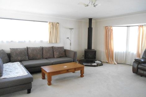 Photo of property in 24 Whiteacres Drive, Sunnyhills, Auckland, 2010