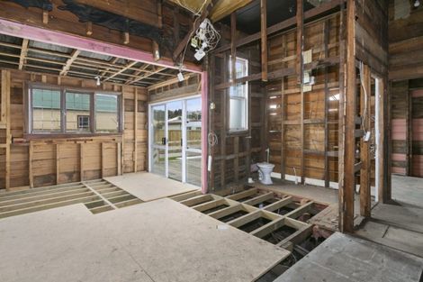 Photo of property in 482 Hillside Road, Caversham, Dunedin, 9012