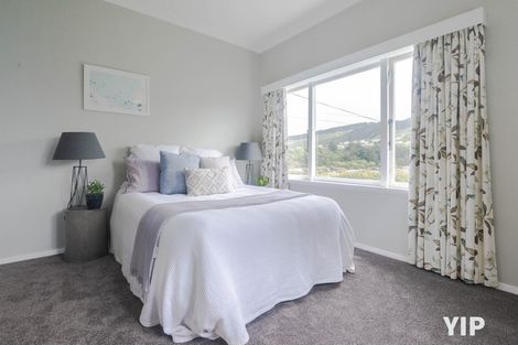 Photo of property in 18 Hinau Street, Tawa, Wellington, 5028