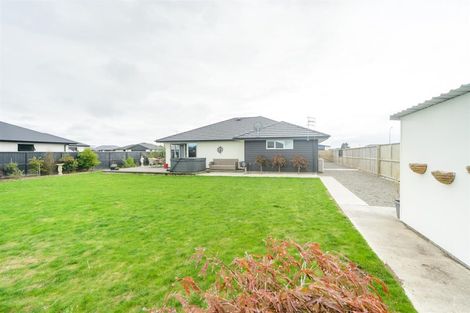 Photo of property in 19 George Street, Bulls, 4818