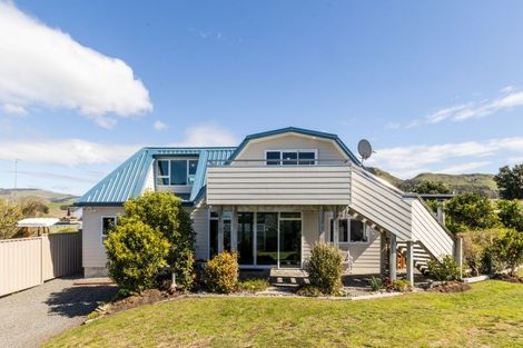 Photo of property in 39a Harper Road, Waimarama, Havelock North, 4294