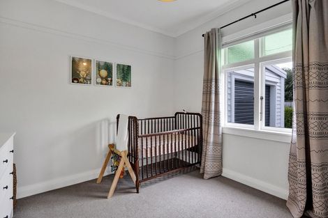 Photo of property in 211 Coronation Avenue, Welbourn, New Plymouth, 4310