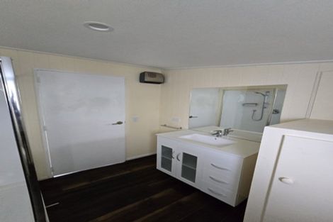 Photo of property in 21 Olivia Crescent, Tawa, Wellington, 5028