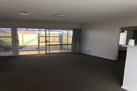 Photo of property in 1/45 The Avenue, Lynfield, Auckland, 1042