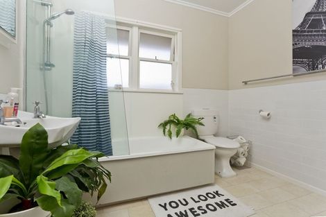 Photo of property in 2/38 Jutland Road, Hauraki, Auckland, 0622