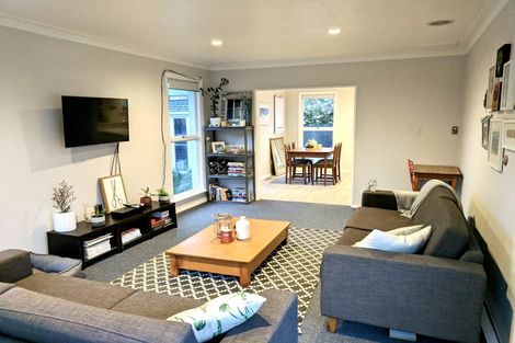 Photo of property in 2/220 Waimairi Road, Ilam, Christchurch, 8041