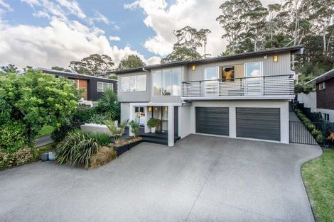 Photo of property in 42 Ravenwood Drive, Forrest Hill, Auckland, 0620