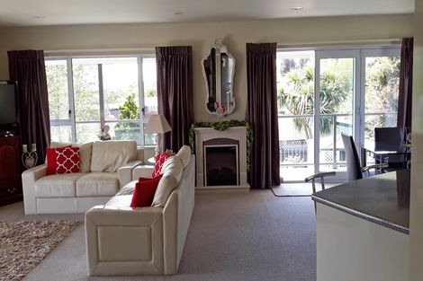 Photo of property in 7 North Foreland Street, Waihola, Milton, 9073