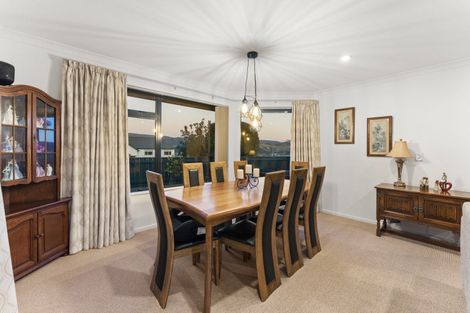 Photo of property in 2 Ormrod Grove, Riverstone Terraces, Upper Hutt, 5018