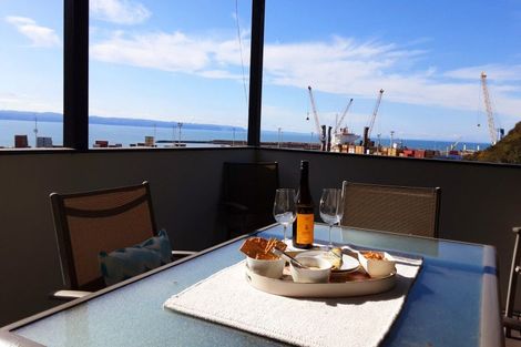 Photo of property in 15 Hornsey Road, Bluff Hill, Napier, 4110