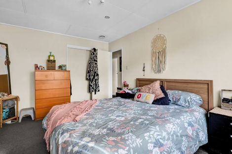 Photo of property in 6b York Street, Eltham, 4322