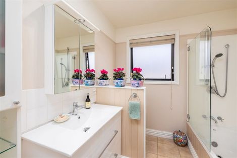 Photo of property in 84 Leinster Road, Merivale, Christchurch, 8014