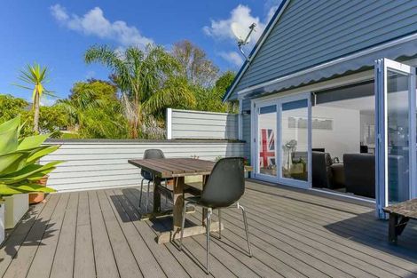 Photo of property in 123a Hobsonville Road, West Harbour, Auckland, 0618