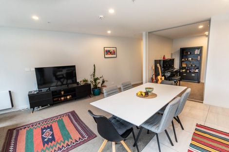 Photo of property in Pinnacle Apartments, E801/160 Victoria Street, Te Aro, Wellington, 6011