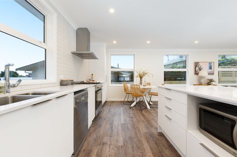 Photo of property in 54a Sherwood Street, Bellevue, Tauranga, 3110