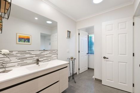 Photo of property in 23 Lysaght Place, Welcome Bay, Tauranga, 3112