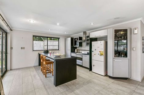 Photo of property in 28 Rosella Drive, Welcome Bay, Tauranga, 3112