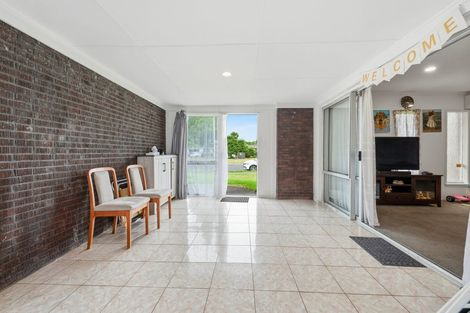 Photo of property in 14 Meadowcourt Drive, Manukau, Auckland, 2025