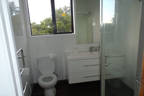 Photo of property in 134 Manuka Road, Bayview, Auckland, 0629