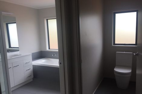 Photo of property in 93 Cameron Town Road, Pukekohe, 2678