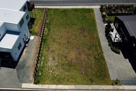 Photo of property in 3 Milky Way, Langs Beach, 0582