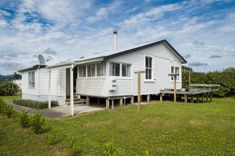 Photo of property in 22a Rangiuia Road, Tolaga Bay, 4077
