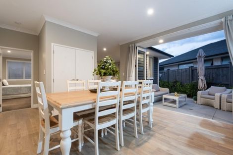 Photo of property in 8 Cassinia Close, Papamoa Beach, Papamoa, 3118