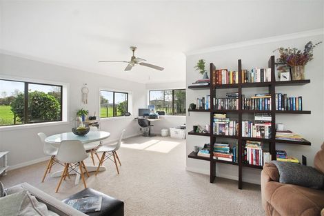 Photo of property in 430 Bald Hill Road, Waiuku, 2681