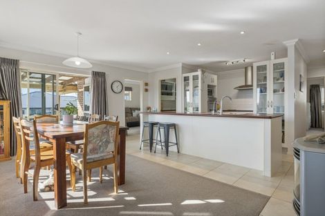 Photo of property in 36 Waterside Drive, Pyes Pa, Tauranga, 3112