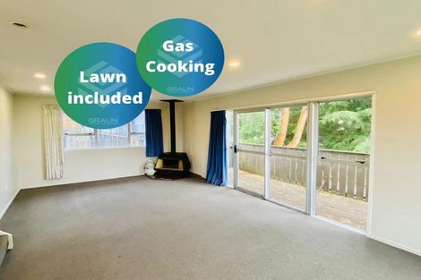 Photo of property in 14a Target Road, Totara Vale, Auckland, 0629