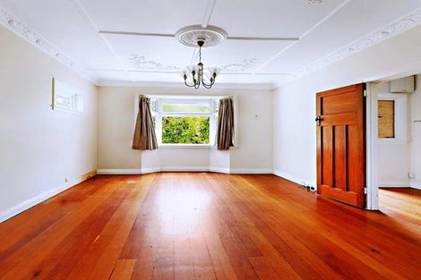 Photo of property in 343 Karori Road, Karori, Wellington, 6012