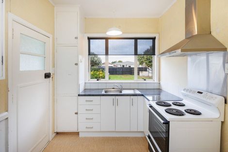 Photo of property in 26 Puriri Terrace, Roslyn, Palmerston North, 4414