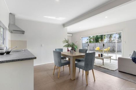 Photo of property in 135c Rosier Road, Glen Eden, Auckland, 0602