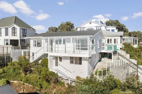 Photo of property in 5 Saint Michaels Crescent, Kelburn, Wellington, 6012