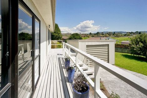Photo of property in 25 Edgehill Place, Te Puke, 3119
